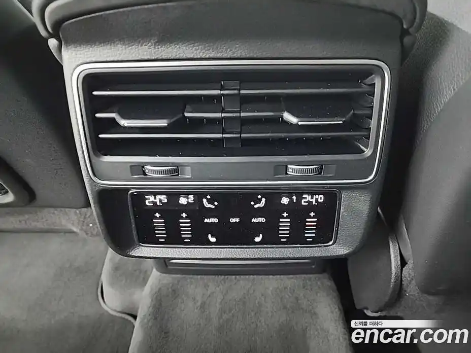 Audi Q8 2021 3.0 Автомат в Москве № 860192, фото 13