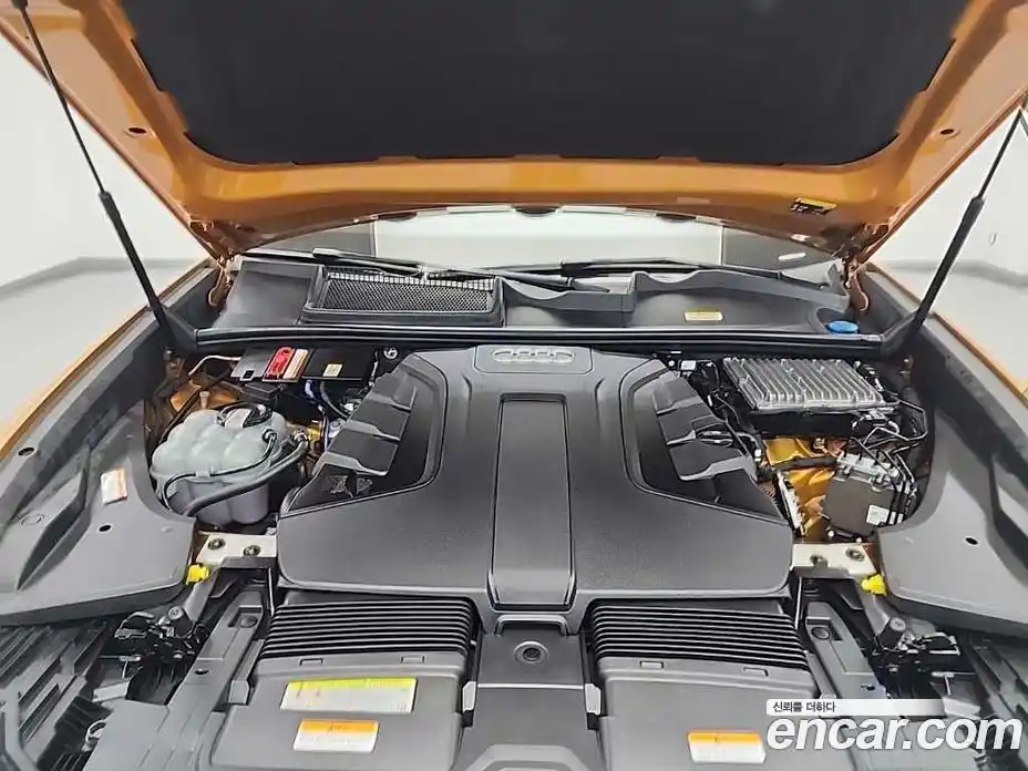 Audi Q8 2021 3.0 Автомат в Москве № 860192, фото 5