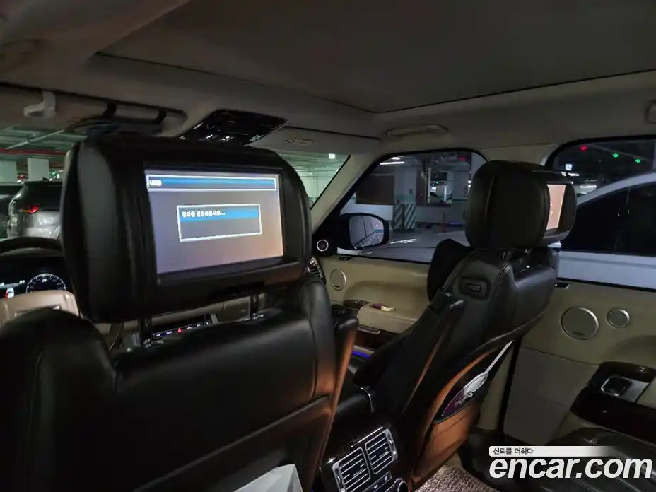 Land Rover Range-Rover 2015 4.4 гидро в Москве № 861356, фото 15