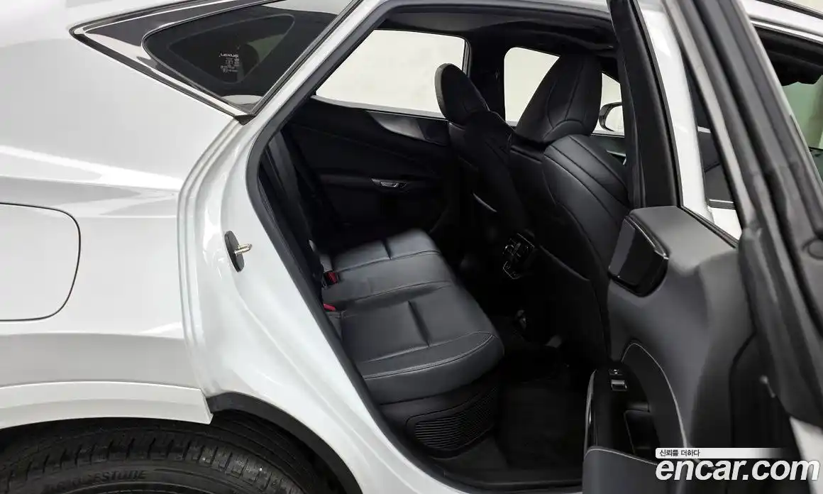 Lexus NX 2022 2.5 гидро в Москве № 862032, фото 12