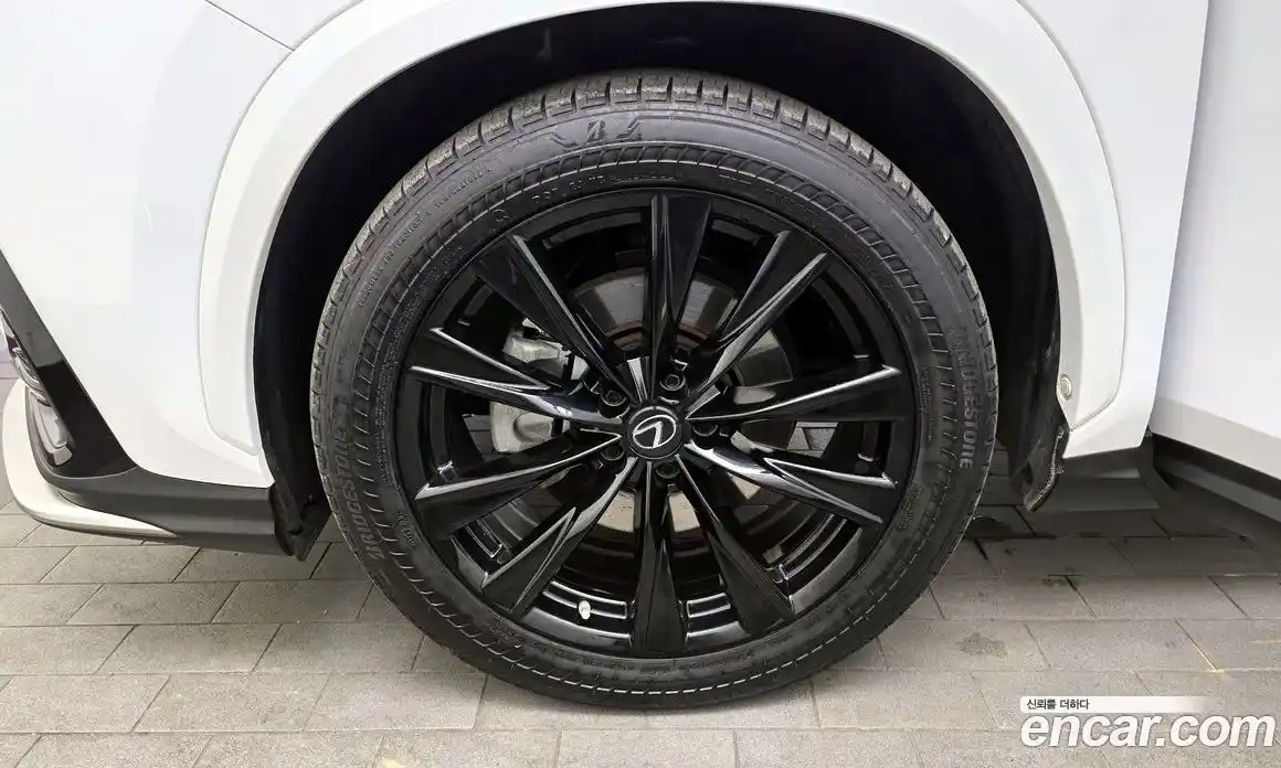 Lexus NX 2022 2.5 гидро в Москве № 862032, фото 5