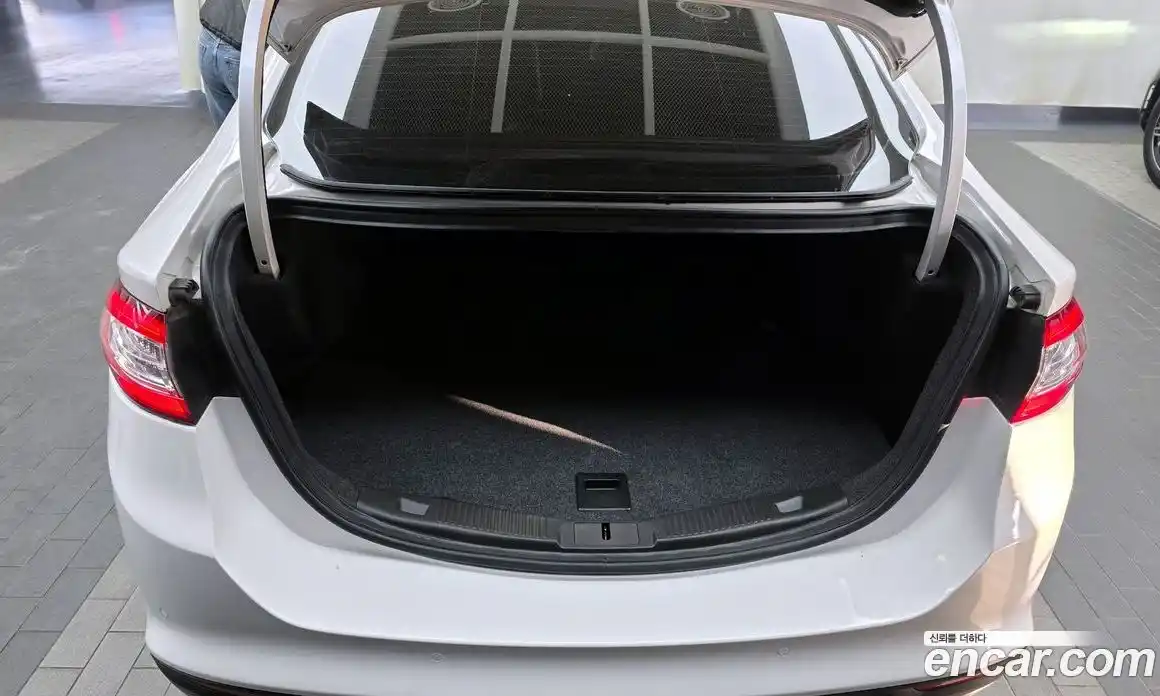 Ford Mondeo 2015 2.0 гидро в Москве № 863268, фото 20