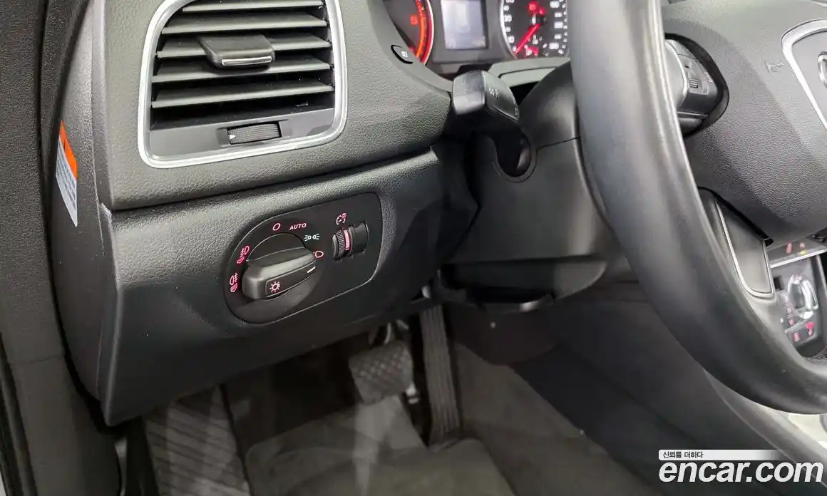 Audi Q3 2015 2.0 Автомат в Москве № 893773, фото 15