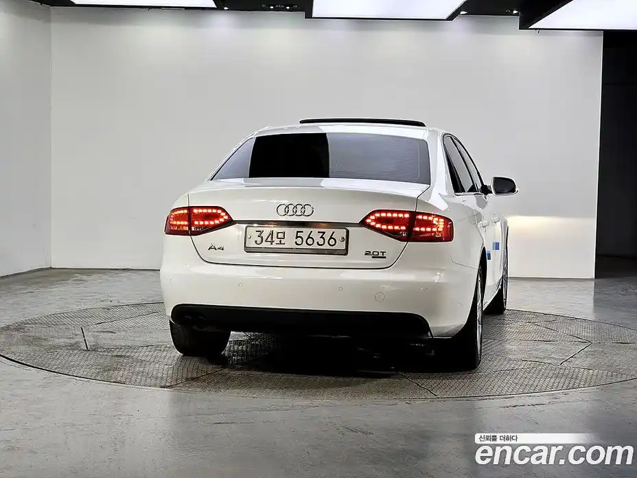 Audi A4 2012 2.0 гидро в Москве № 894140, фото 3