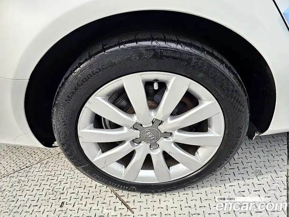Audi A4 2012 2.0 гидро в Москве № 894140, фото 5