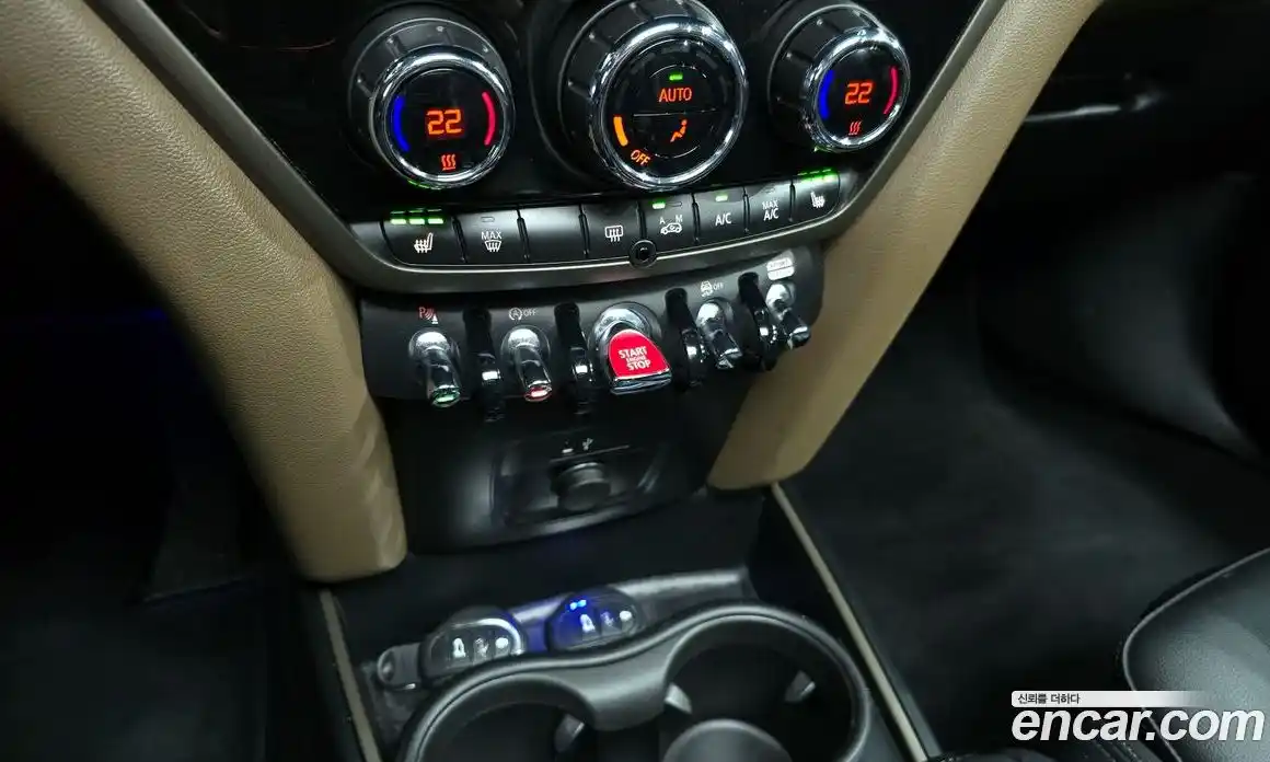 Mini Countryman 2019 1.5 гидро в Москве № 895495, фото 17