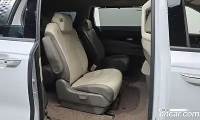 Kia Canival 2023 3.5 Автомат в Москве № 930102, миниатюра 12