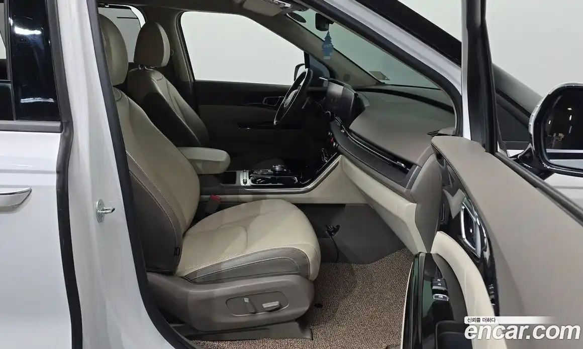 Kia Canival 2023 3.5 Автомат в Москве № 930102, фото 10