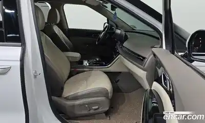 Kia Canival 2023 3.5 Автомат в Москве № 930102, миниатюра 10