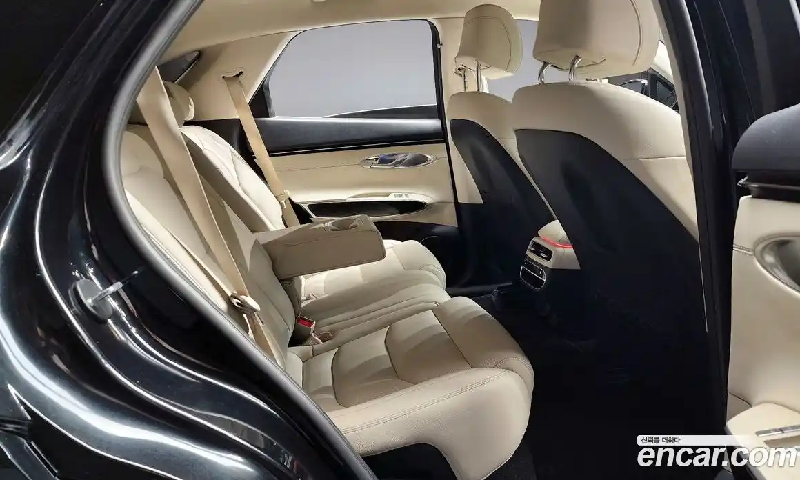 Genesis GV70 2021 2.2 Автомат в Москве № 931114, фото 12