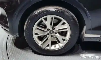 Genesis GV70 2021 2.2 Автомат в Москве № 931114, миниатюра 5