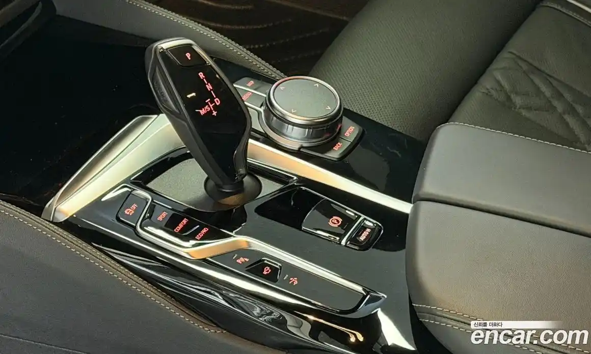 BMW 6-Series 2024 3.0 гидро в Москве, фото 9