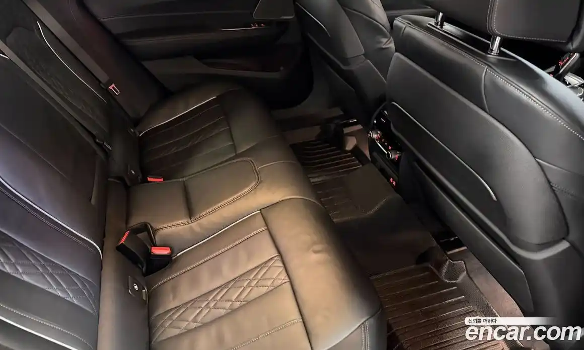 BMW 6-Series 2024 3.0 гидро в Москве, фото 10