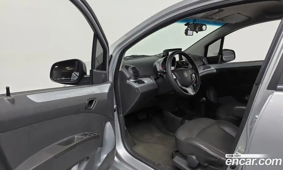 Chevrolet Spark 2014 1.0 гидро в Москве № 934556, фото 10