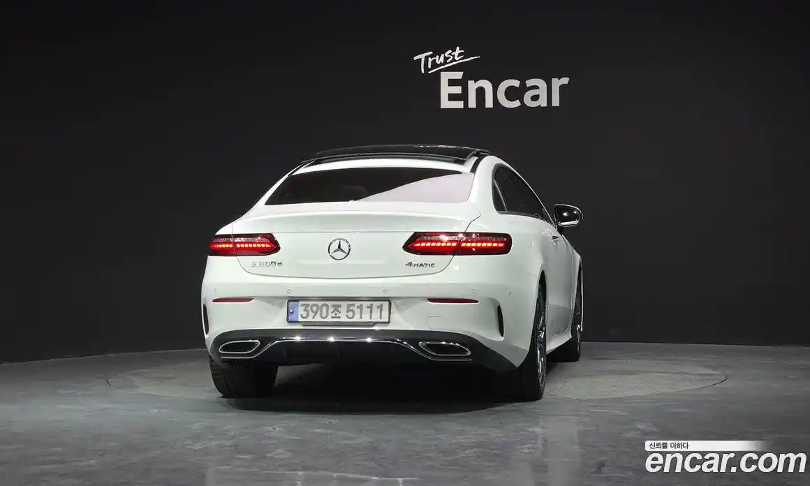 Mercedes-Benz E-Class 2022 2.0 гидро в Москве № 969749, фото 4