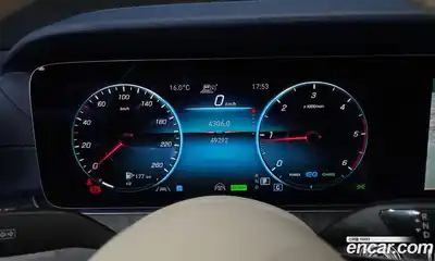 Mercedes-Benz E-Class 2022 2.0 гидро в Москве № 969749, миниатюра 8