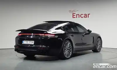 Porsche Panamera, 2021