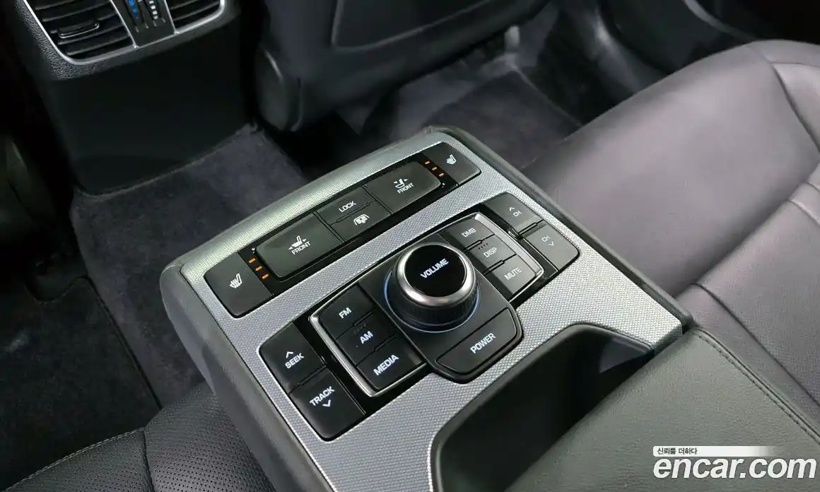 Genesis G80 2019 3.8 Автомат в Москве № 973359, фото 19