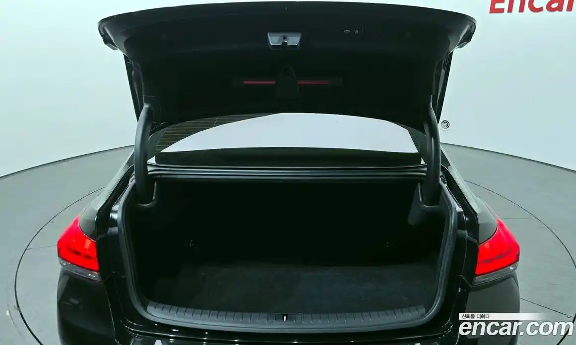 Genesis G80 2019 3.8 Автомат в Москве № 973359, фото 20