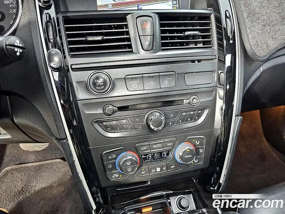 Renault SM7 2013 2.5 Автомат в Москве № 975552, фото 15