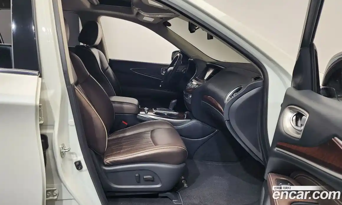 Infiniti QX60 2018 3.5 гидро в Москве № 976607, фото 11