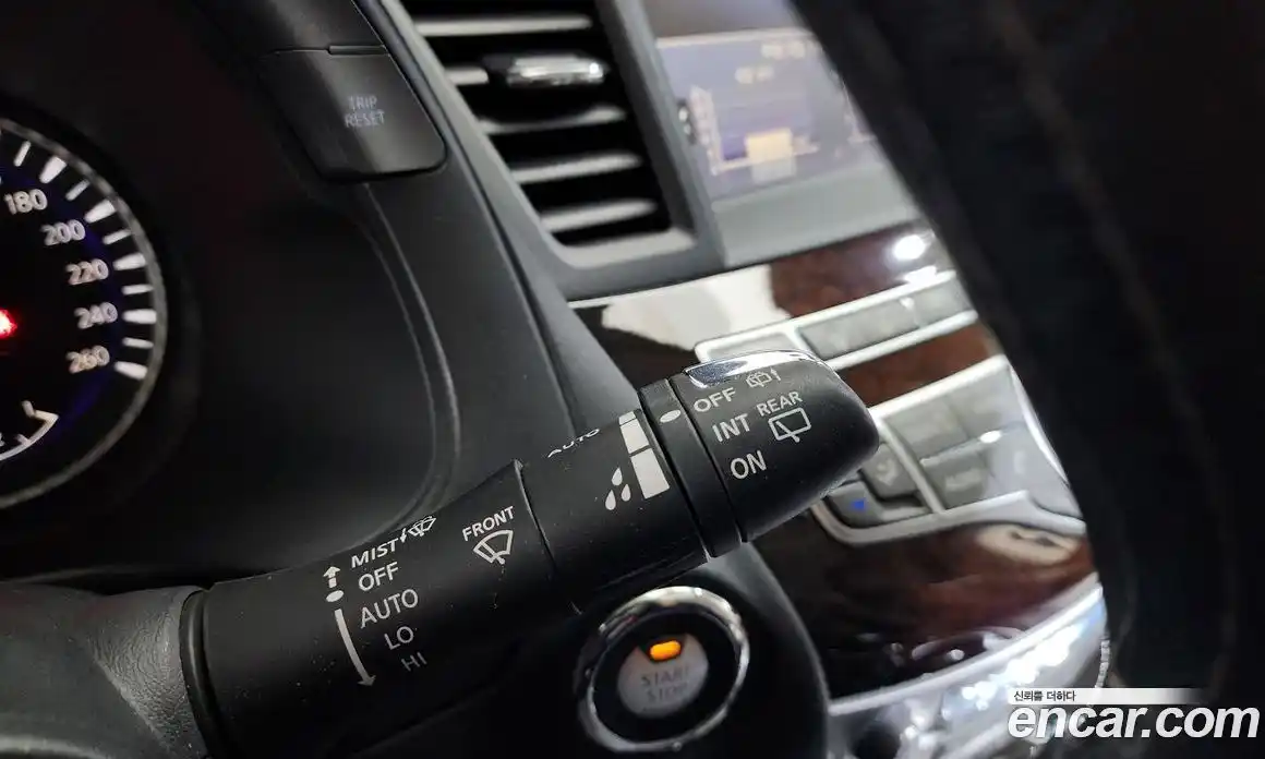 Infiniti QX60 2018 3.5 гидро в Москве № 976607, фото 18