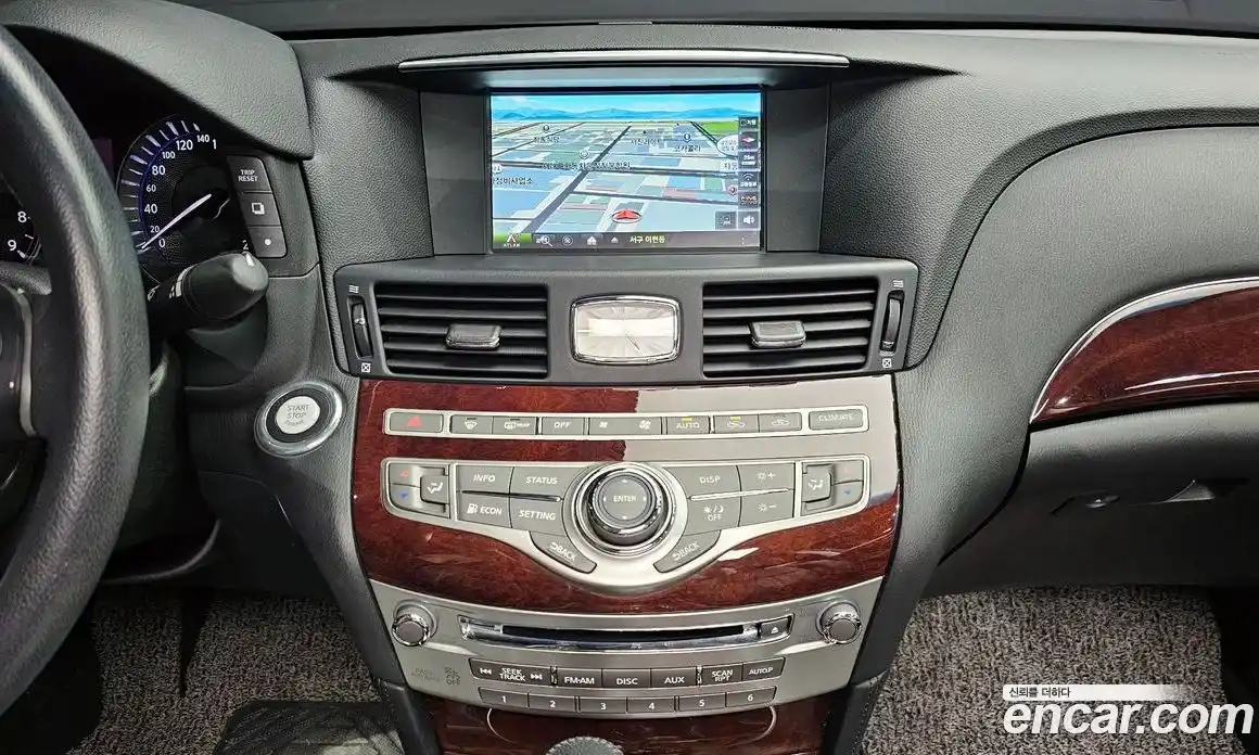 Infiniti Q70 2017 3.7 гидро в Москве № 976621, фото 15