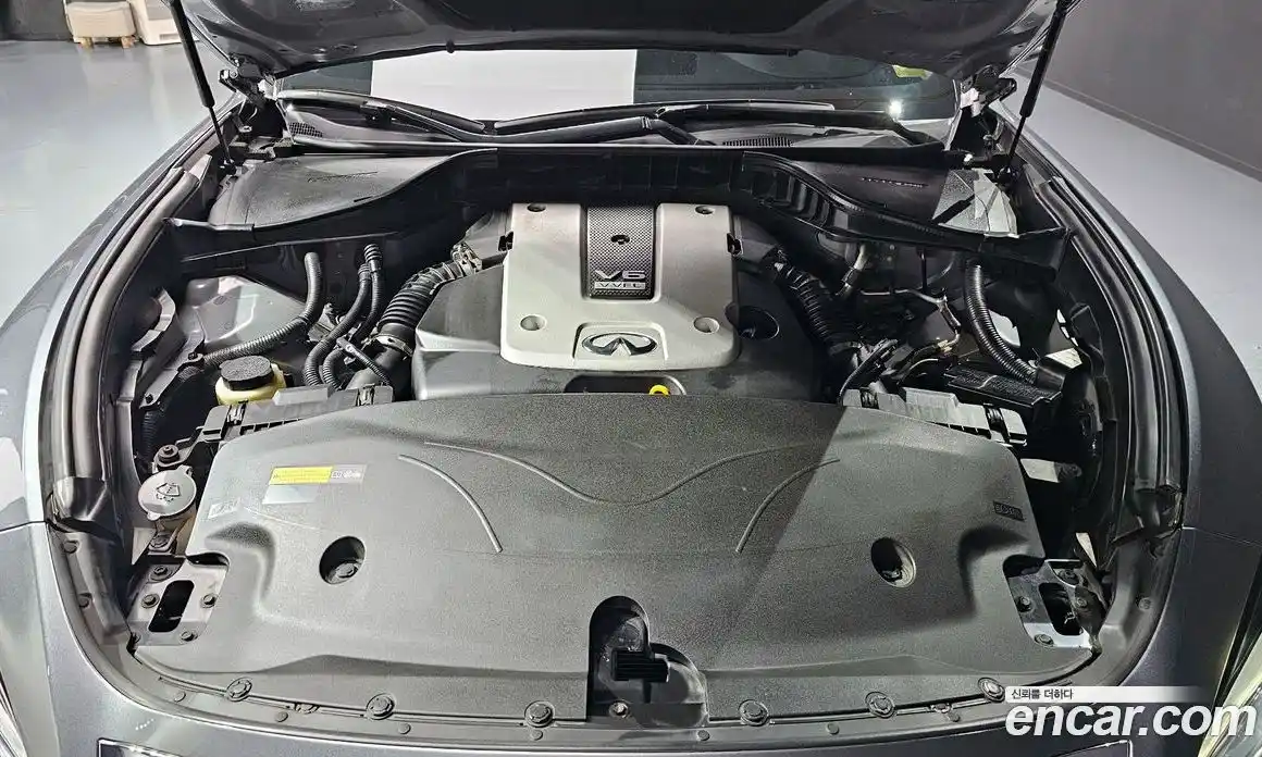 Infiniti Q70 2017 3.7 гидро в Москве № 976621, фото 6