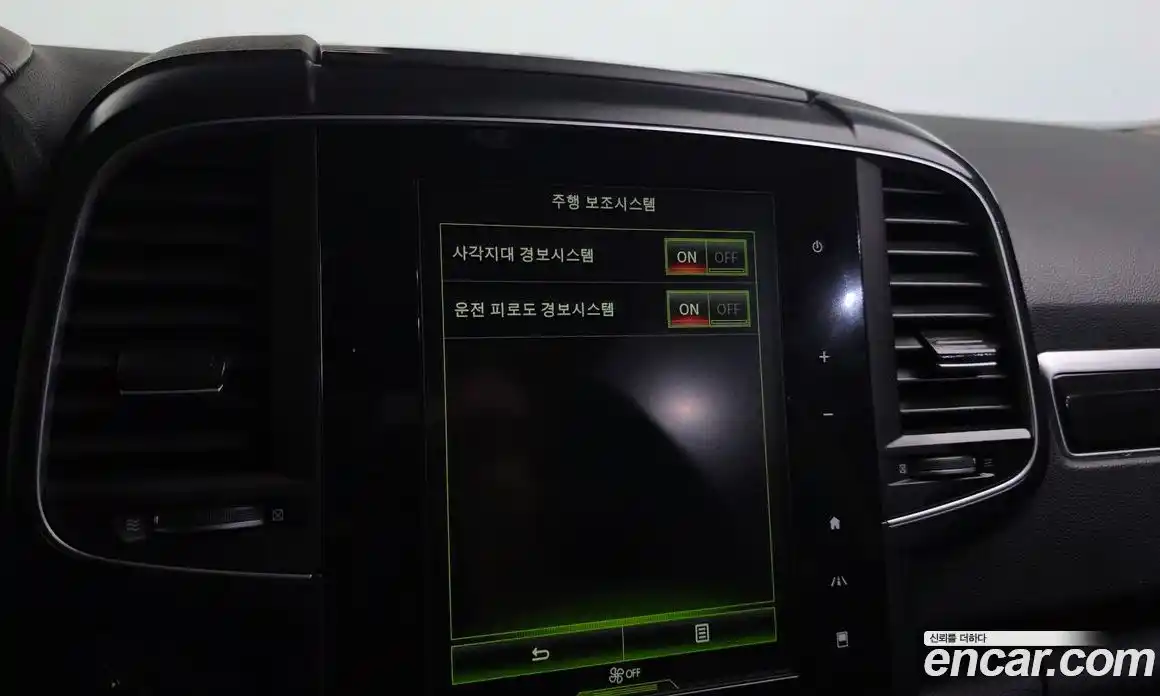 Renault QM6 2017 2.0 Автомат в Москве № 1000454, фото 16