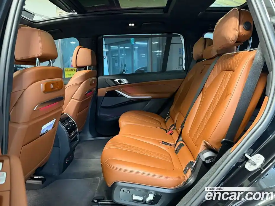 BMW X7 2023 3.0 гидро в Москве № 1004869, фото 9