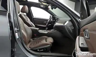 BMW 3-Series 2019 3.0 Автомат в Москве № 1004930, миниатюра 11