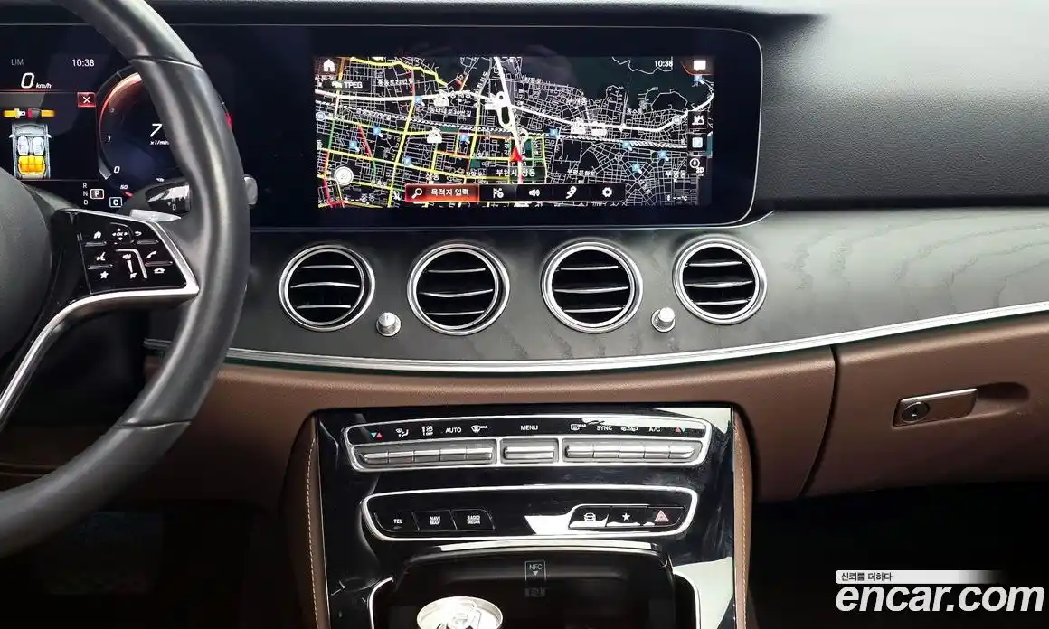 Mercedes-Benz E-Class 2022 2.0 гидро, фото 14