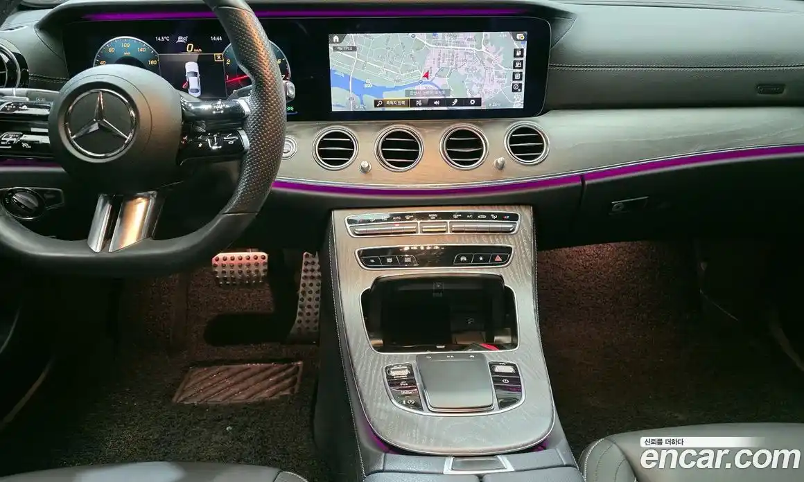 Mercedes-Benz E-Class 2021 2.0 гидро, фото 19