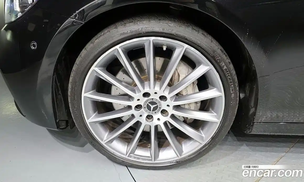 Mercedes-Benz E-Class 2021 2.0 гидро, фото 5
