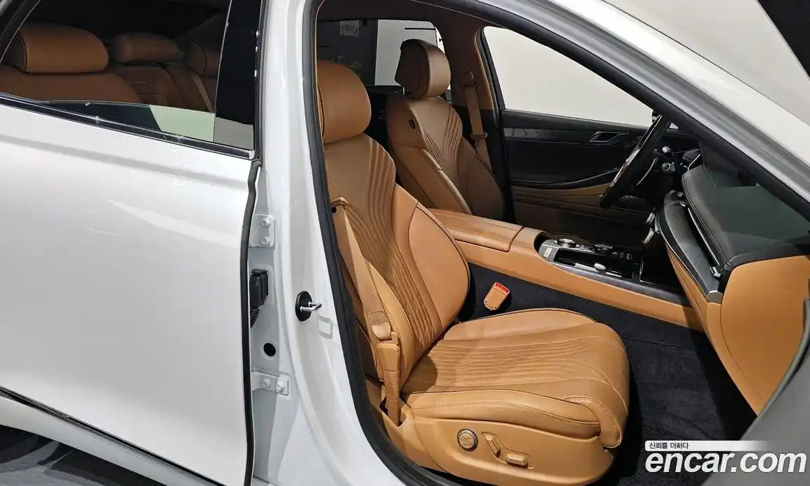 Genesis G80 2023 2.5 Автомат в Москве № 1009975, фото 12