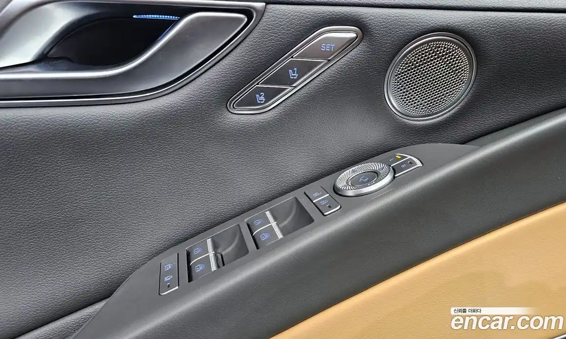 Genesis G80 2023 2.5 Автомат в Москве № 1009975, фото 14