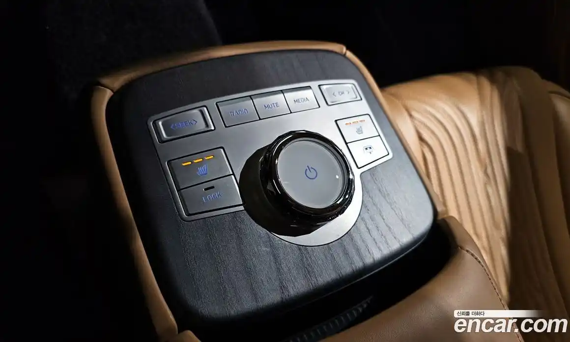 Genesis G80 2023 2.5 Автомат в Москве № 1009975, фото 19