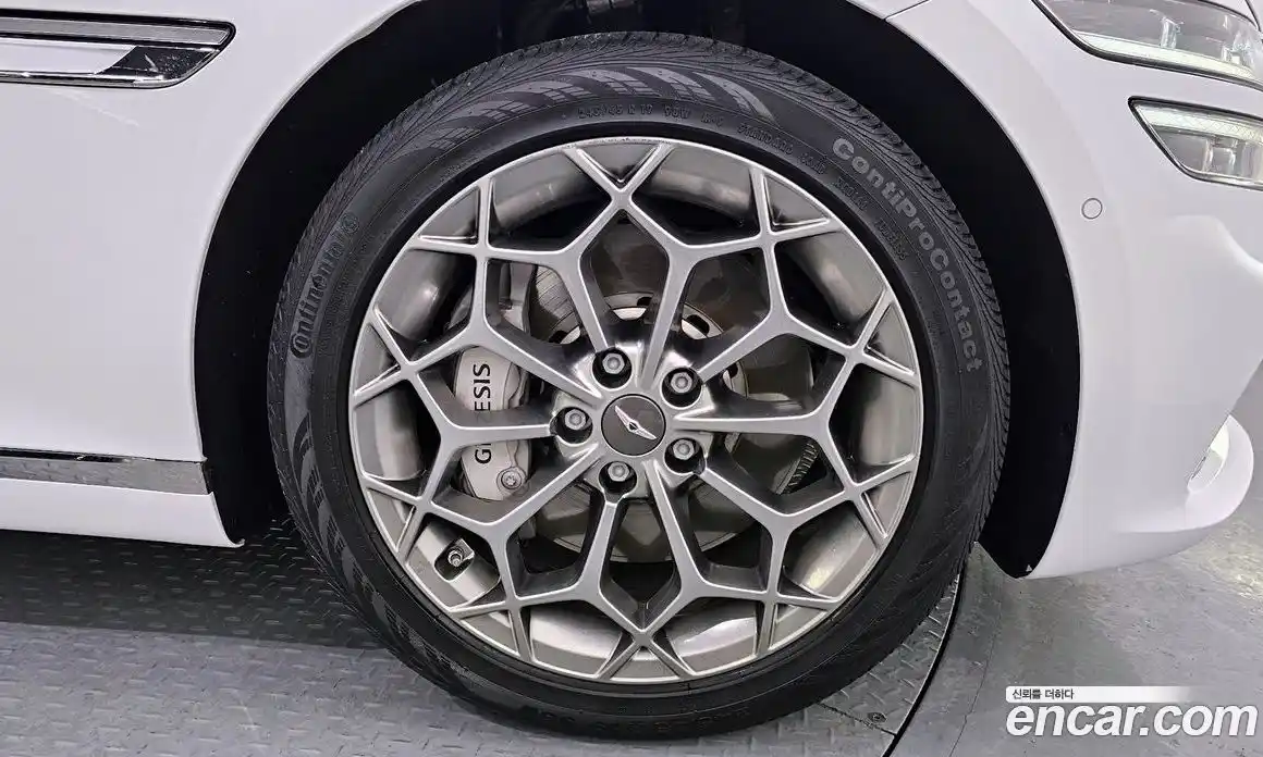 Genesis G80 2023 2.5 Автомат в Москве № 1009975, фото 5