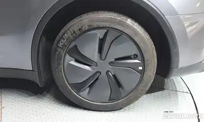 Tesla Model Y 2025 0.2 гидро в Москве № 1014179, миниатюра 5