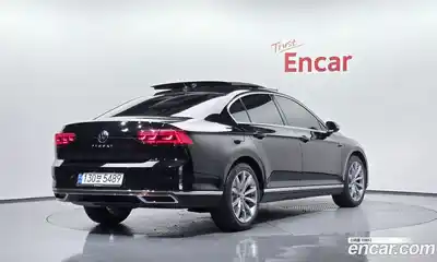 Volkswagen Passat, 2021