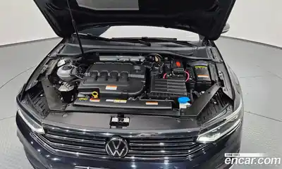 Volkswagen Passat 2021 2.0 гидро в Москве № 1014559, миниатюра 5