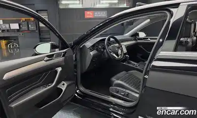 Volkswagen Passat 2021 2.0 гидро в Москве № 1014559, миниатюра 10