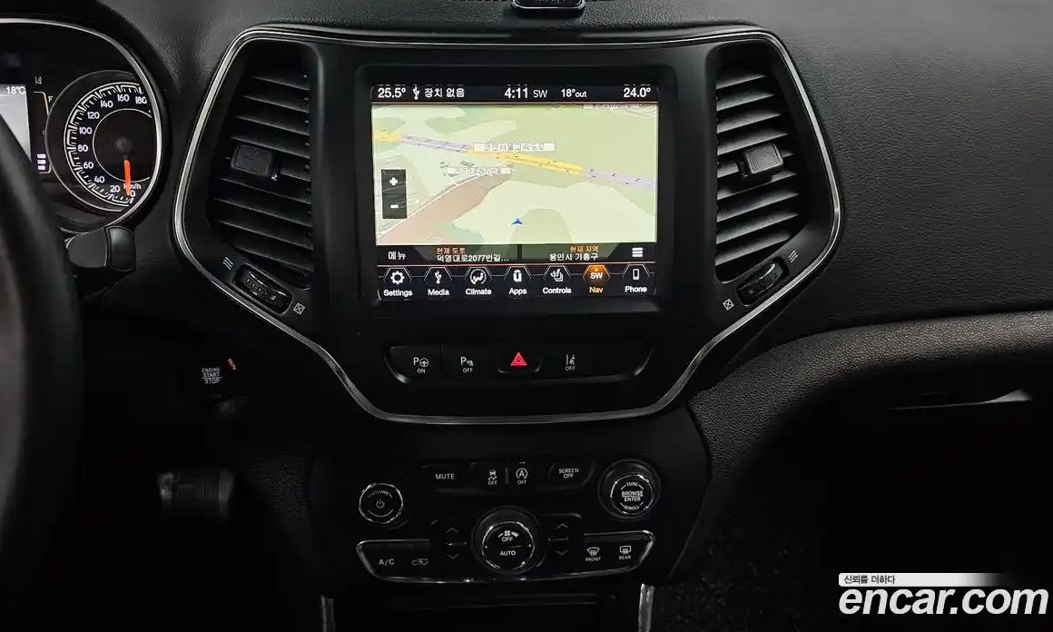Jeep Cherokee 2019 2.4 гидро в Москве № 1015022, фото 14