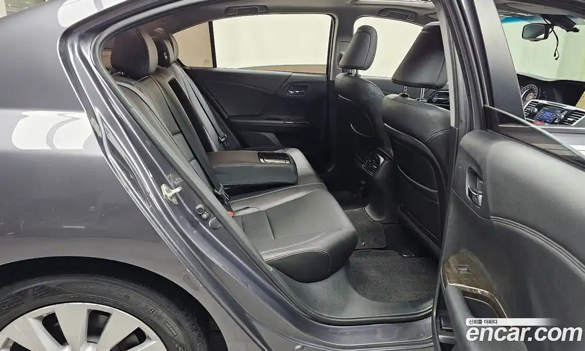 Honda Accord 2014 2.4 гидро в Москве № 1015357, фото 12