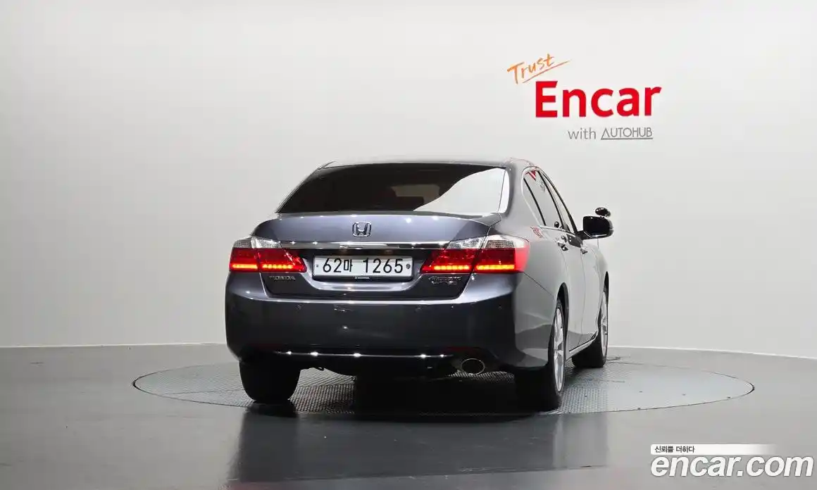 Honda Accord 2014 2.4 гидро в Москве № 1015357, фото 4
