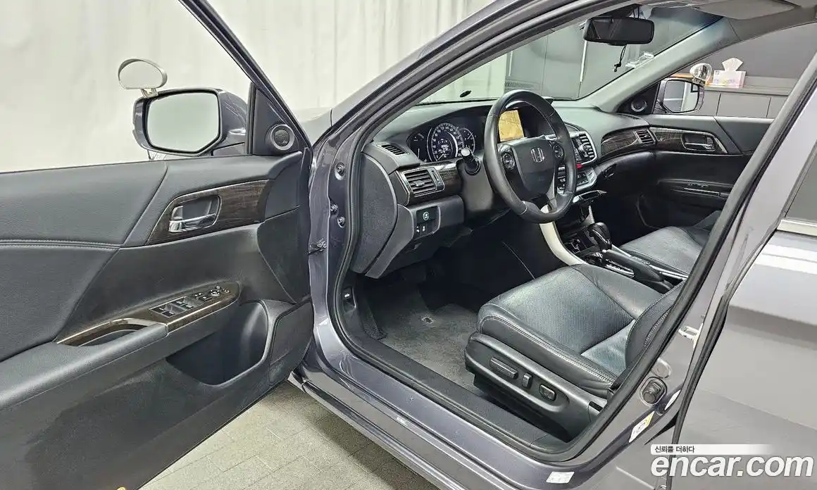 Honda Accord 2014 2.4 гидро в Москве № 1015357, фото 10