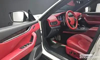 Maserati Levante 2017 3.0 гидро в Москве № 1015710, миниатюра 11