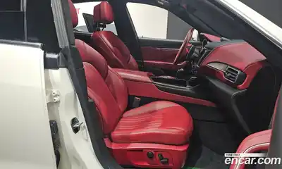 Maserati Levante 2017 3.0 гидро в Москве № 1015710, миниатюра 10