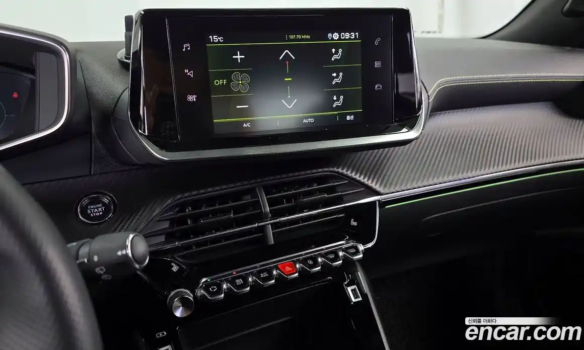 Peugeot 2008 2023 1.5 гидро в Москве № 1015785, фото 14