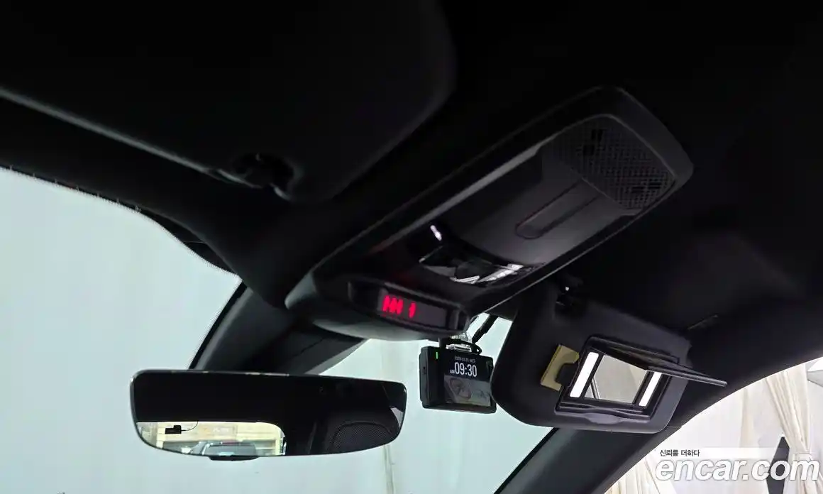 Peugeot 2008 2023 1.5 гидро в Москве № 1015785, фото 18